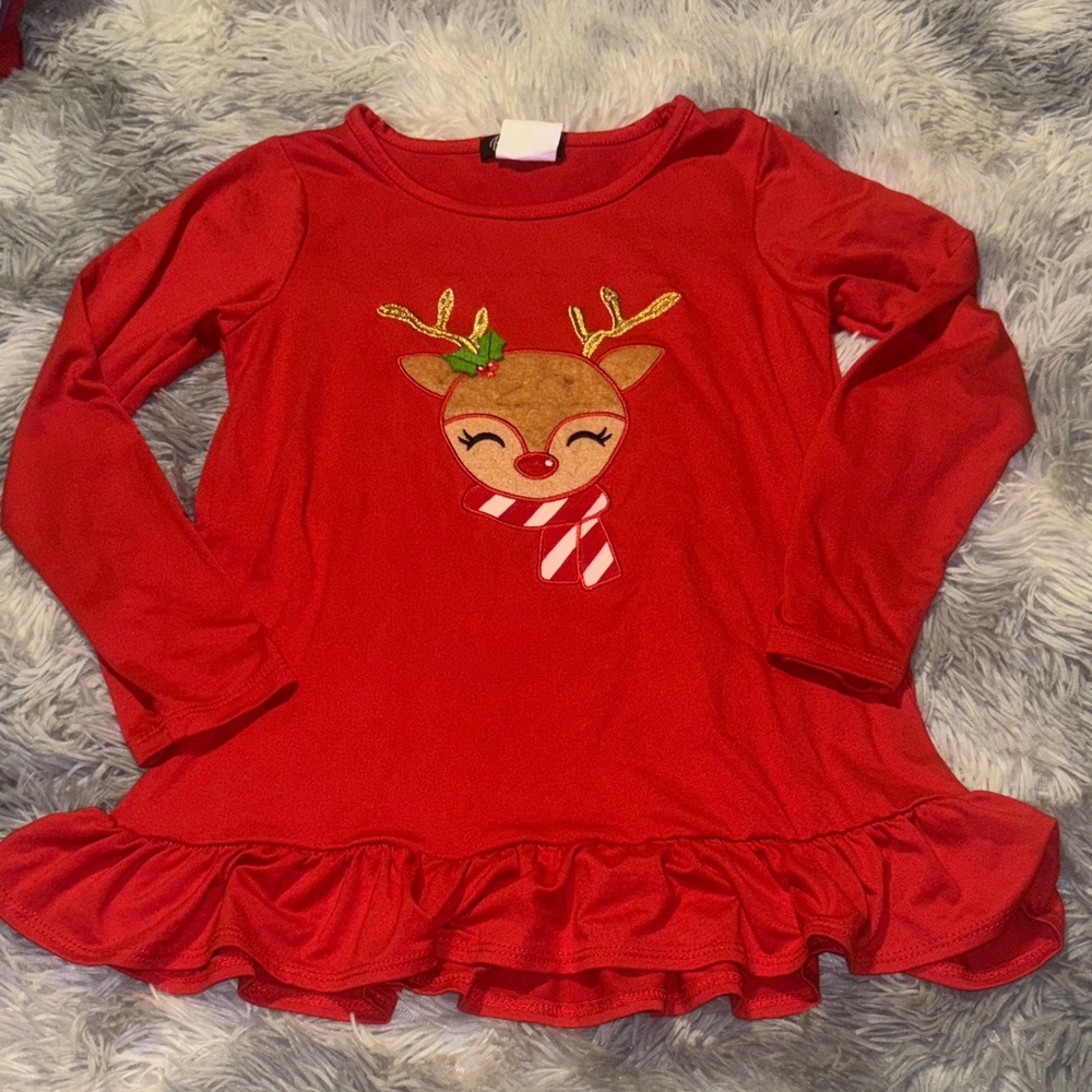 Red Reindeer size 6 Kids Long Sleeve Top